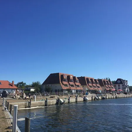 Апартаменты Ein-steinwurf-zum-ostseestrand-ferienwohnung-martha-mit-terrasse *