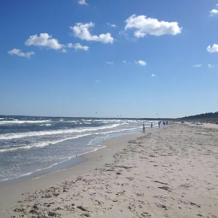 Апартаменты Ein-steinwurf-zum-ostseestrand-ferienwohnung-martha-mit-terrasse